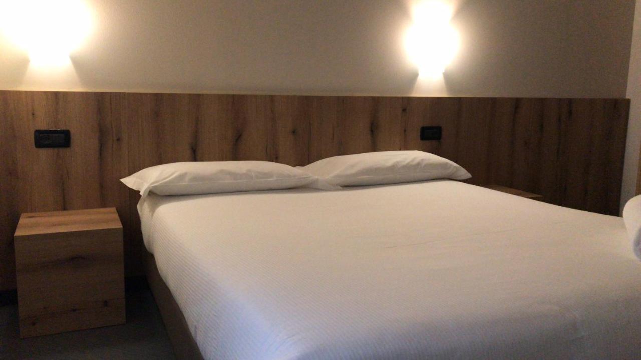 Hotel Doria - Business & Bike Ostiglia Экстерьер фото